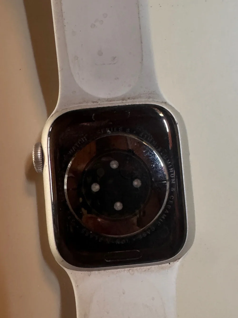 Apple Watch Series 8 Like New (Charger Included)